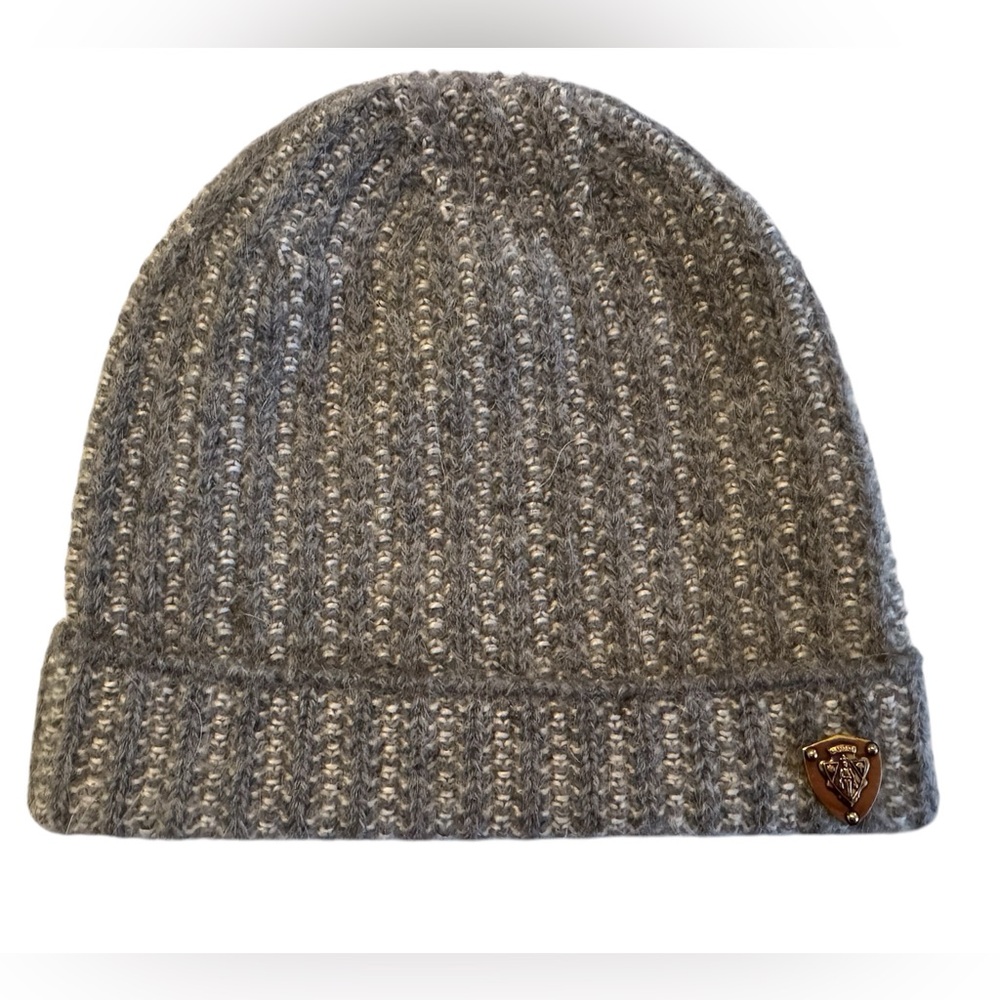 Gucci Gray Knit Beanie, EUC size Medium